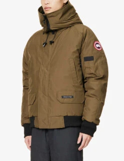 Canada Goose Chilliwack Shell-down Hooded Bomber Jacket 9 Canada Goose Chilliwack Shell-down Hooded Bomber Jacket -Selfidges Launches R04066366 MILITARYGREEN ALT02
