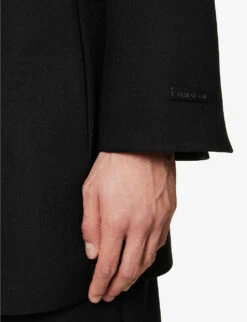 Fear Of God Brand-patch Notched-lapel Oversized-fit Wool Blazer -Selfidges Launches R04075984 BLACK ALT04