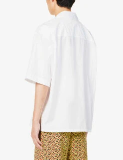 Marni Brand-print Patch-pocket Boxy-fit Cotton-poplin Shirt -Selfidges Launches R04162779 LILYWHITE ALT03