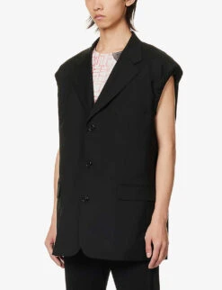 Raf Simons Sleeveless Notched-lapel Relaxed-fit Stretch-wool Blazer 12 Raf Simons Sleeveless Notched-lapel Relaxed-fit Stretch-wool Blazer -Selfidges Launches R04163720 BLACK ALT02