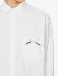 Jacquemus La Chemise Simon Bow-embellished Boxy-fit Stretch-cotton Shirt -Selfidges Launches R04182833 WHITE ALT04